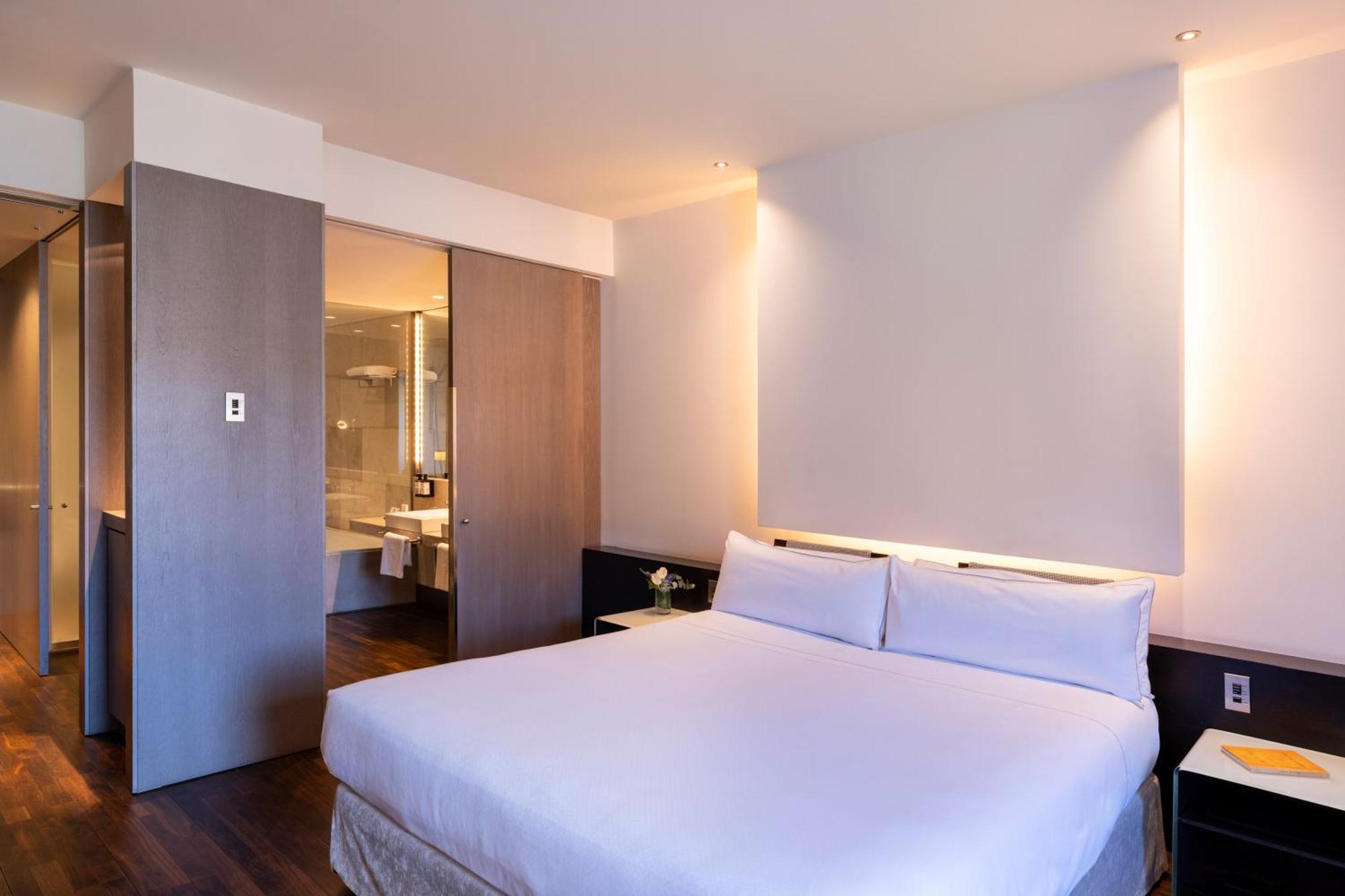 ปาราดอร์ เด อัลกาลา เด เอนาเรส Hotel อัลกาลาเดเอนาเรส ภายนอก รูปภาพ
